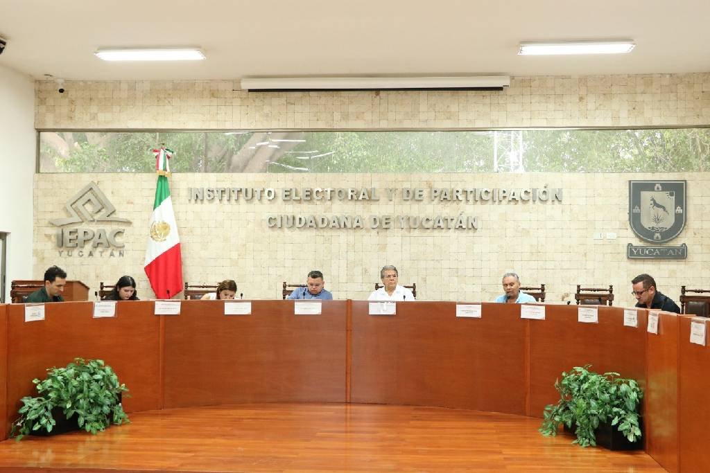 Busca también IEPAC personal para sus distritos