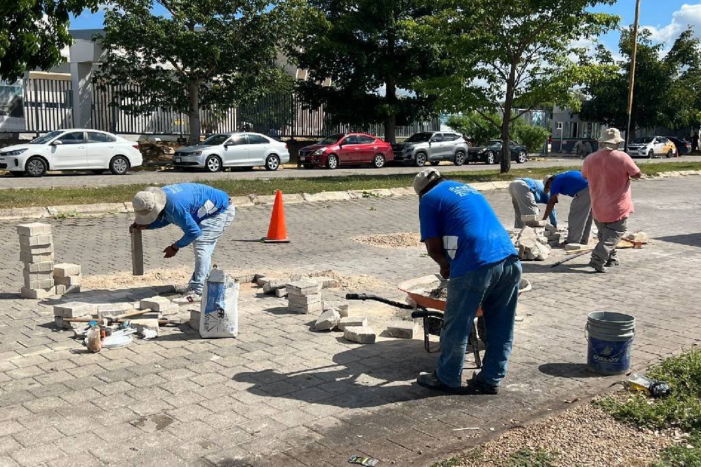 Avanza el programa de bacheo en Mérida y comisarías 