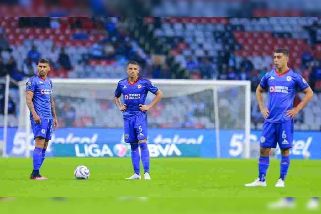 Cruz Azul aún no ve la luz del túnel; Puebla consigue su boleto directo a la liguilla 