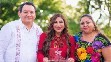 Reconoce Mujeres Transformando México, A.C. la labor de la Presidenta Honoraria del DIF Yucatán