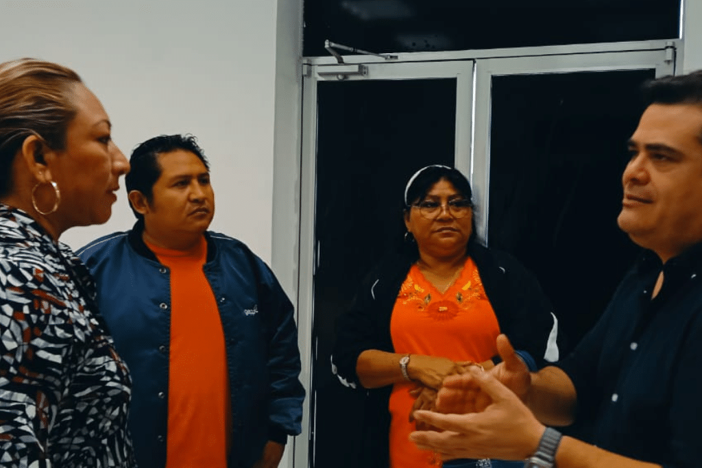 Acercan programas de desarrollo económico a comisarías