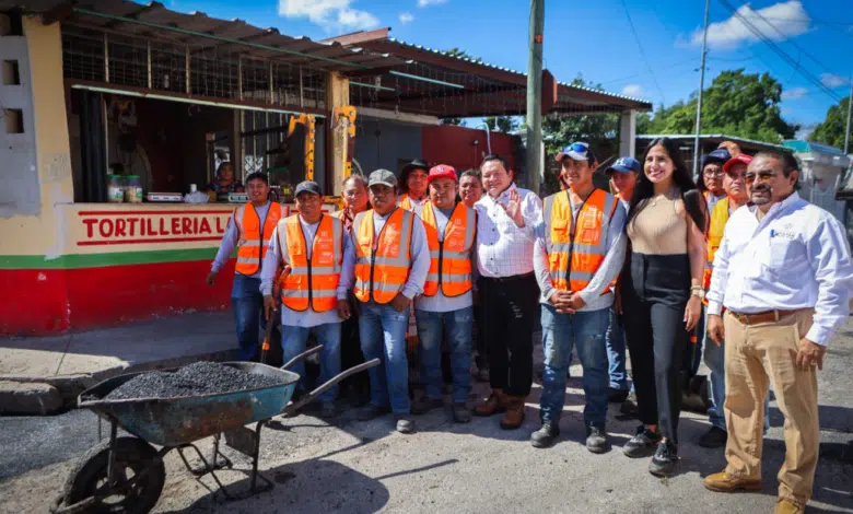 Bacheo en calles para el bienestar en Mérida: Gobernador supervisó obras en la colonia Melitón Salazar