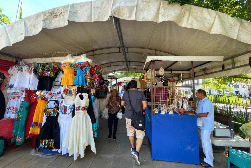 Optimismo entre artesanos de Mérida en Domingo
