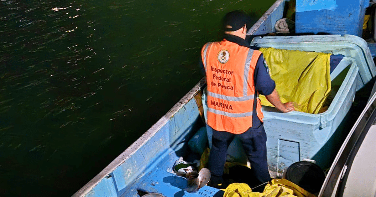 Secretaría de Marina detiene a cuatro personas por pesca ilegal en Yucalpetén