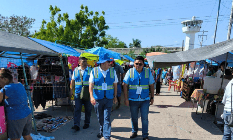 Vigilancia constante de tianguis en Mérida