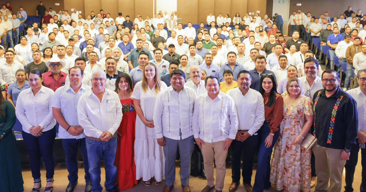 Capacitan a municipios de Yucatán para optimizar recursos del FAIS 2025