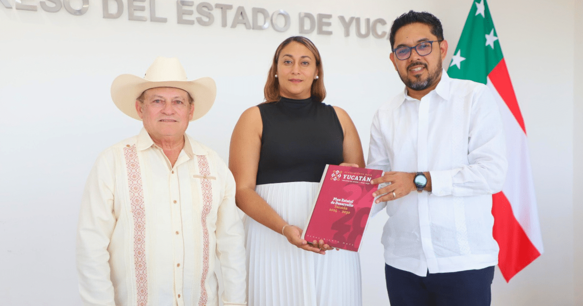 Congreso de Yucatán recibe el Plan Estatal de Desarrollo Renacimiento Maya 2024-2030