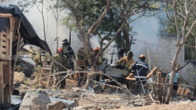 Desalojo en la Guadalupana: La FGE imputa a 12 personas por incendio, daños y lesiones