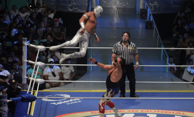 Multy desenmascara a su maestro histórica noche en la Arena Puebla