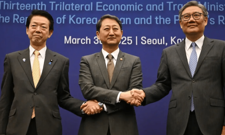 Tokio, Pekín y Seúl unen fuerzas para impulsar el libre comercio en medio de tensiones globales