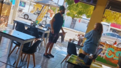 Turistas extranjeros consumen todo en cafetería de Yucatán y se niegan a pagar