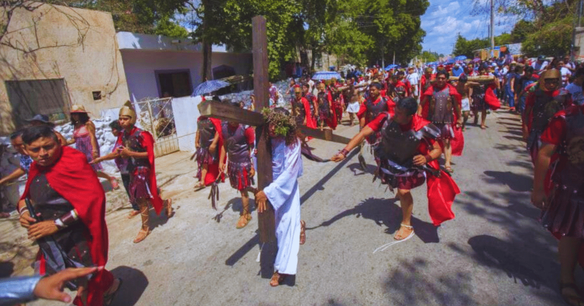 Viacrucis Viviente de Acanceh El espectáculo de fe más grande de Yucatán