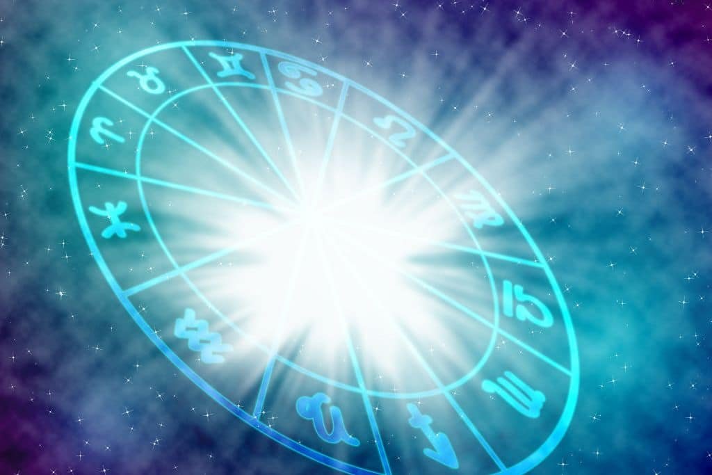 ¿Qué te deparan los astros? Horóscopos de hoy