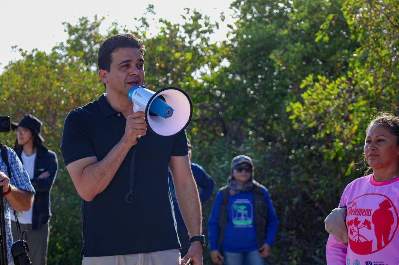 Alcalde de Progreso refuerza medidas contra privatización de playas por parte de extranjeros