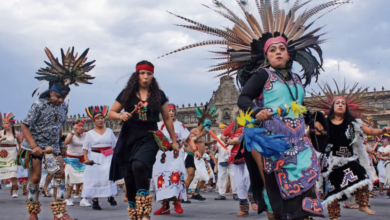Danzantes prehispánicos en zócalo capitalino