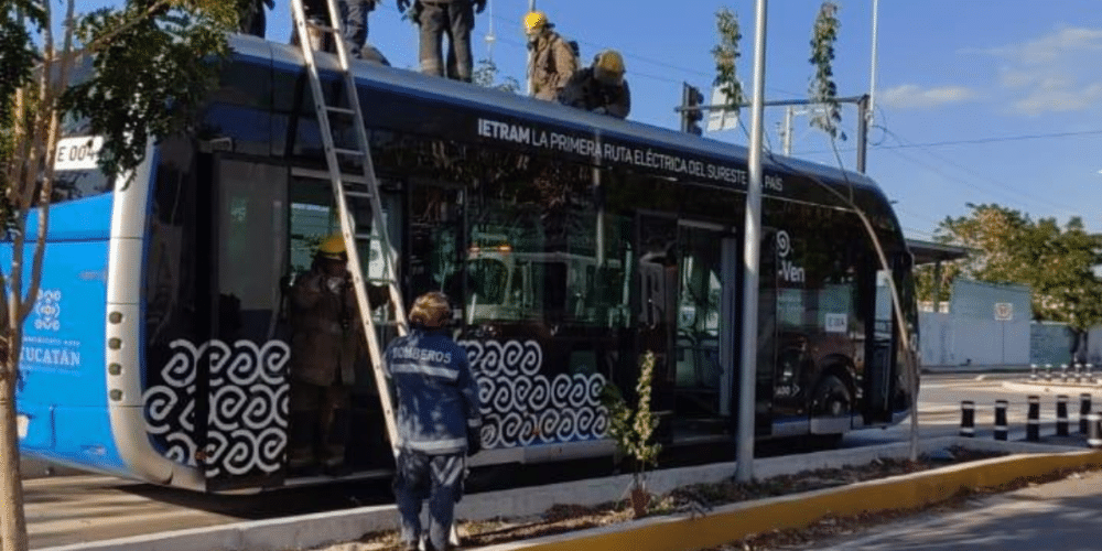 Falla en batería provoca incidente en unidad del IE-TRAM en Mérida