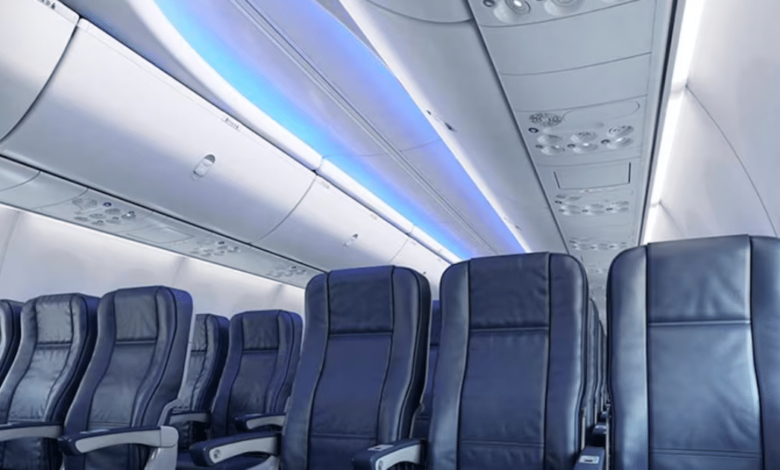 Morena impulsa reforma para prohibir sobreventa de boletos en vuelos