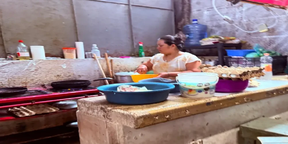 Ola de calor en Mérida afecta a cocinas económicas