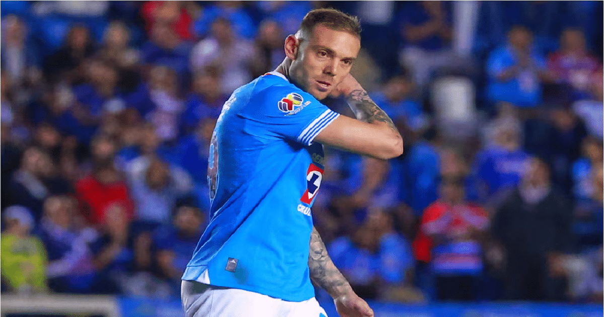 Rodolfo Rotondi descarta los rumores sobre su salida de Cruz Azul_ _No tiene sentido_, afirma