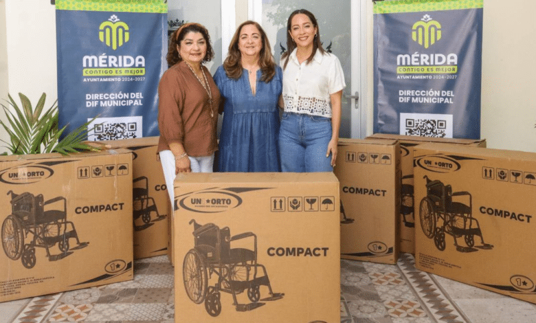 Donan sillas de ruedas al DIF Mérida en inicio de campaña solidaria