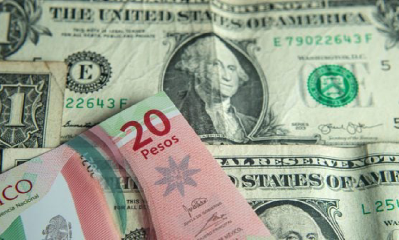 El peso mexicano se fortalece_ dólar cae a su nivel más bajo en 10 meses