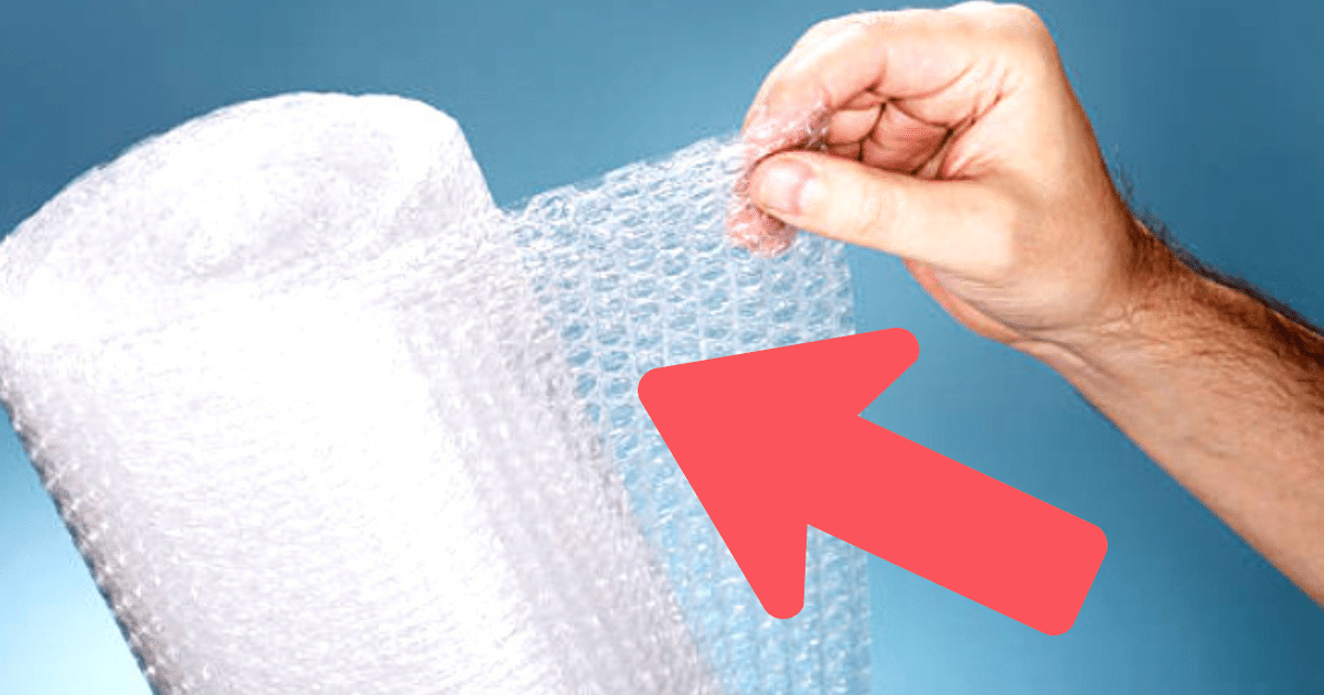 Reutiliza el plástico burbuja en casa del empaque a un aliado doméstico