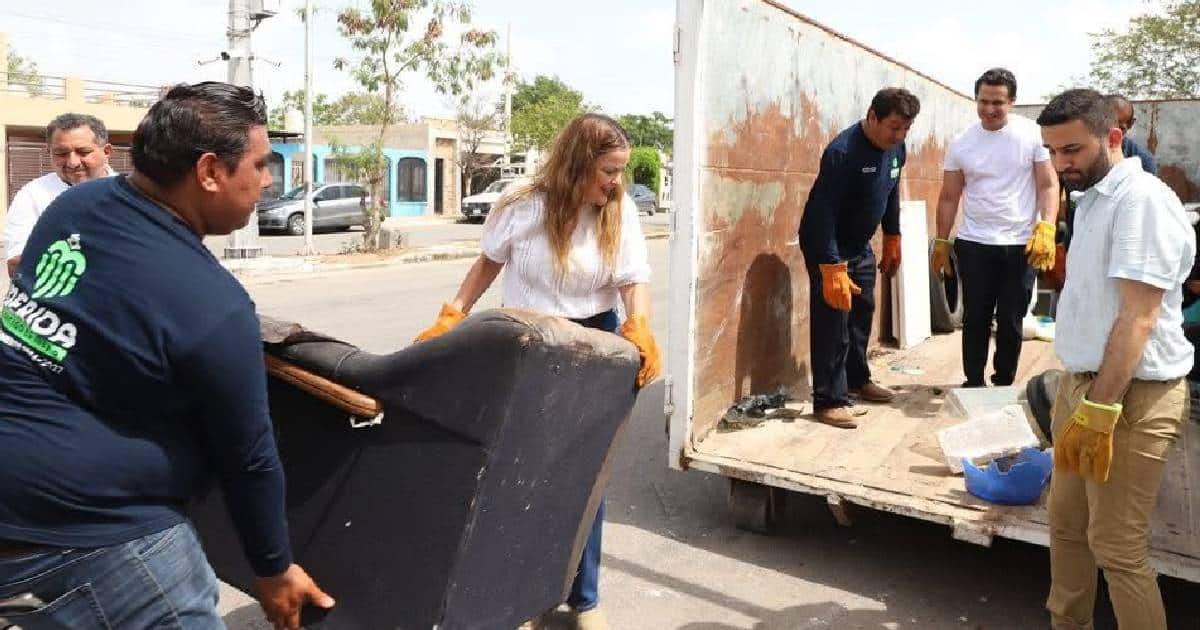 Realiza Ayuntamiento de Mérida megaoperativo integral de limpieza en Villa Magna del Sur.