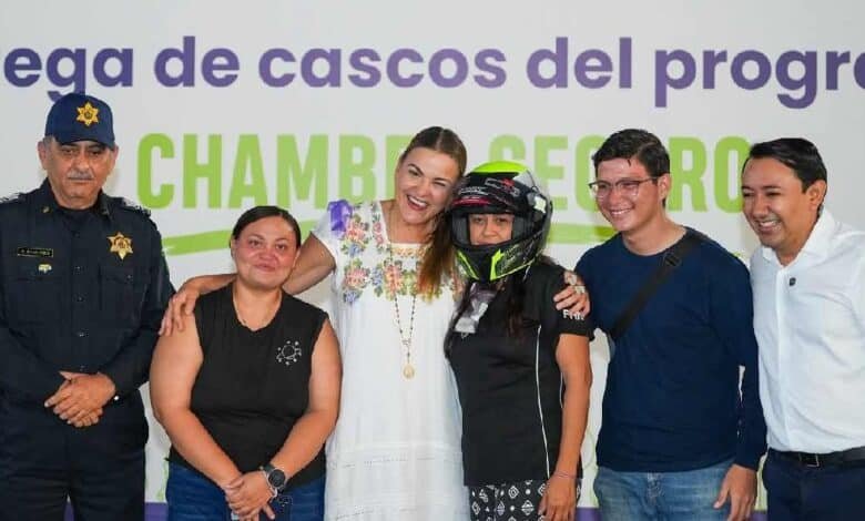 Cecilia Patrón refuerza la seguridad de motociclistas de plataformas digitales en Mérida