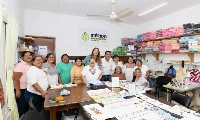 Cecilia Patrón impulsa el bordado como motor económico para mujeres emprendedoras de Mérida