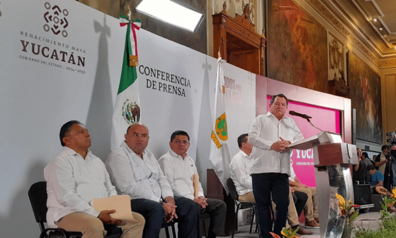 anuncia joaquín díaz mena beneficios para el magisterio de yucatán