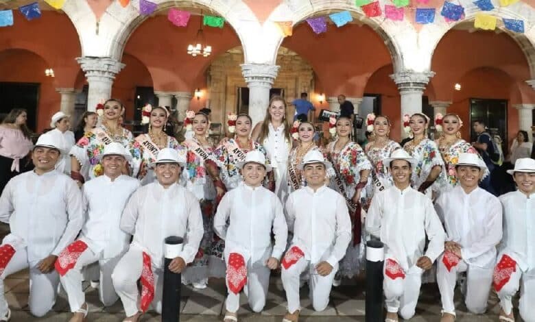 Celebra Cecilia Patrón 43 años ininterrumpidos de la Vaquería Yucateca