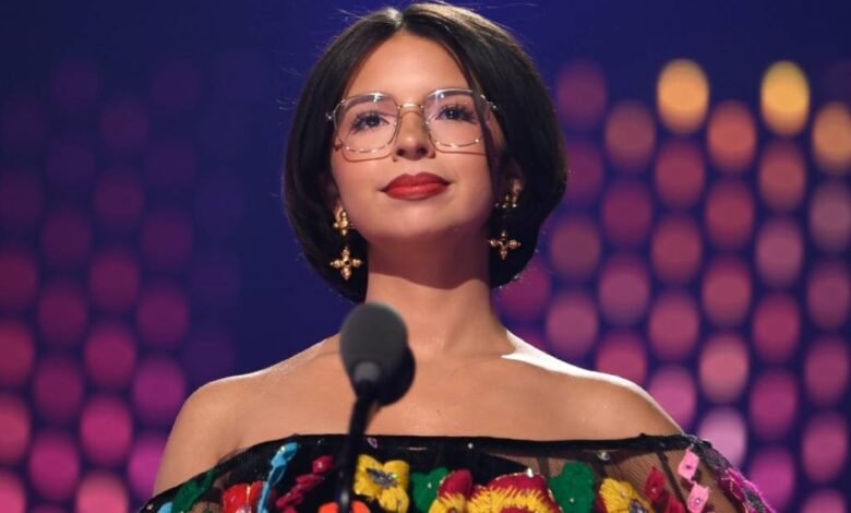 Comportamiento de Ángela Aguilar en concierto es criticado