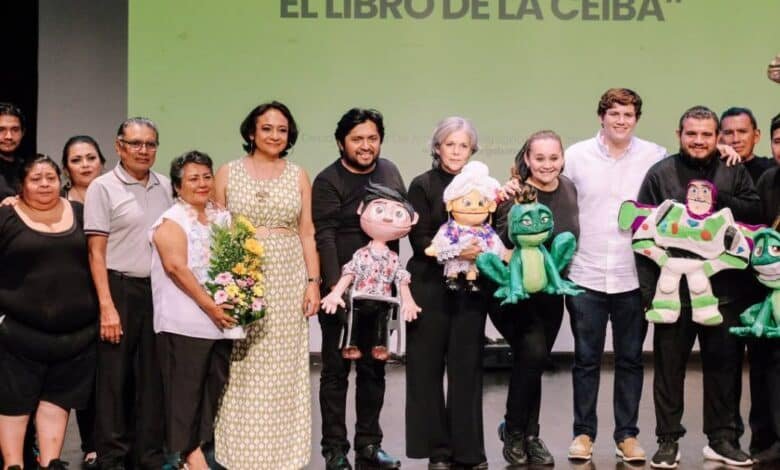 Con 45 participantes presentan el espectáculo multidisciplinario "El libro de la Ceiba"
