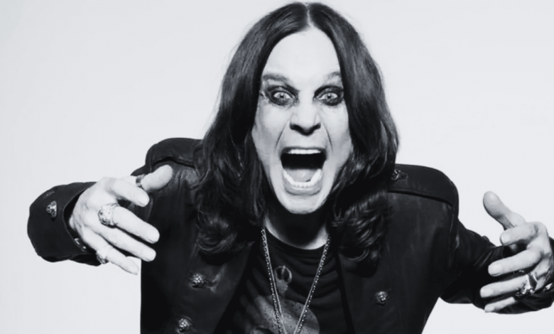 El legendario vocalista de Black Sabbath, Ozzy Osbourne, falleció a los 76 años, dejando un legado imborrable en la historia del heavy metal y la televisión. Su carrera fue una mezcla de excesos, música potente y una inesperada conexión familiar a través de la pantalla chica.