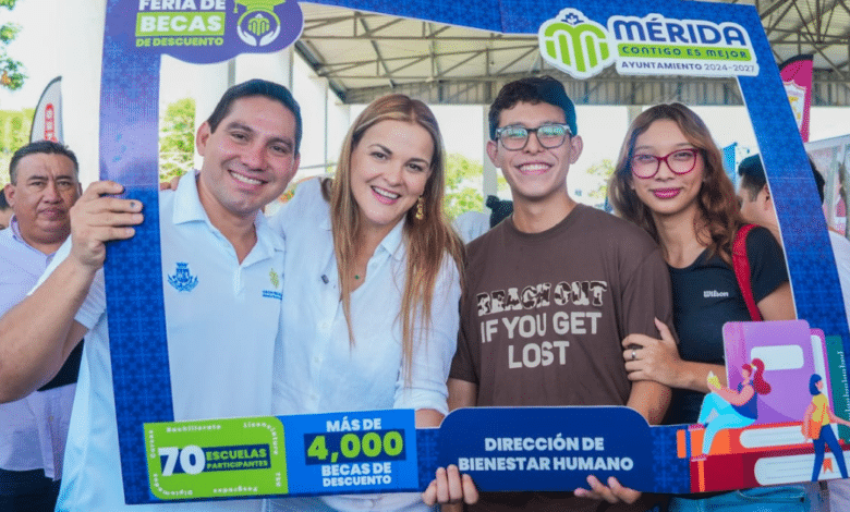 Son más de 4 mil becas que significa un apoyo a la economía de la familia y la oportunidad de un mejor futuro para los jóvenes meridanos
