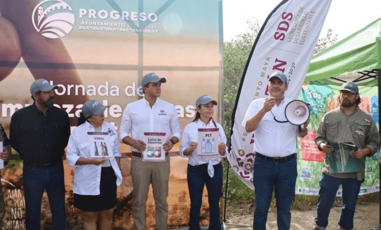 En el Día Internacional de los Manglares, autoridades y ciudadanía recolectan 1.8 toneladas de basura en Chuburná Puerto. La jornada forma parte del programa “100xProgreso” para cuidar el medio ambiente.