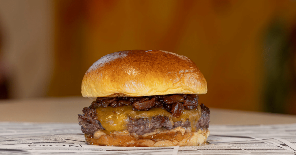 el origen de la hamburguesa historia y evolucion del iconico platillo mundial 1