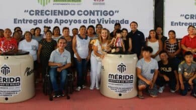 Cecilia Patrón fortalece viviendas del sur con apoyos para almacenamiento de agua