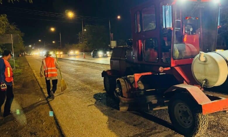 Piden precaución en Periférico por falla en recubrimiento
