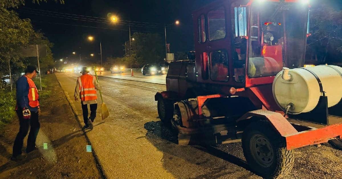 Piden precaución en Periférico por falla en recubrimiento