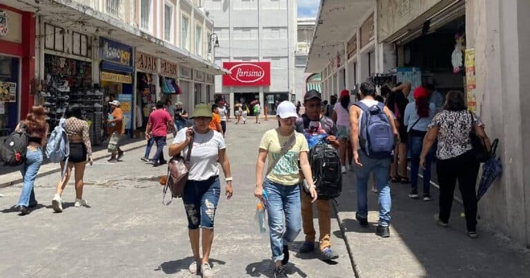 Comercios de Mérida solo han cumplido el 51% de la meta económica de verano: Canaco
