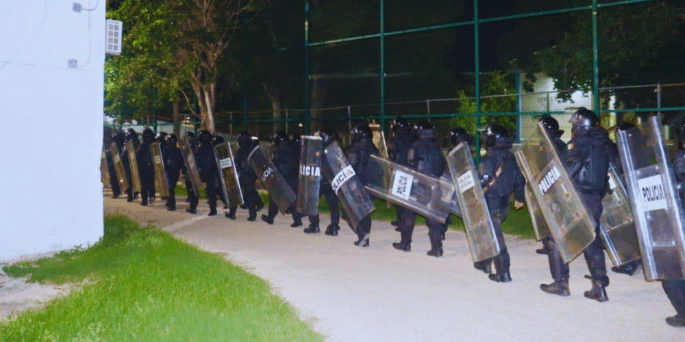 realizan operativo en el cereso de mérida