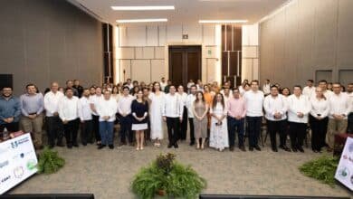 Firman convenio para capacitar a servidores públicos de Yucatán