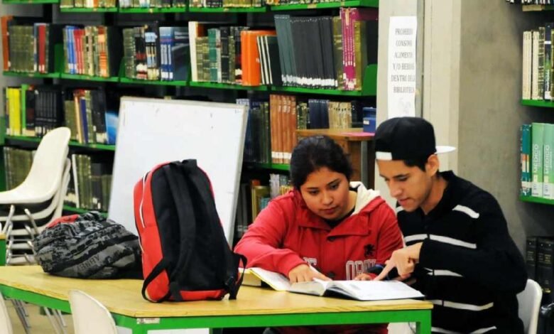 Estudiantes que no entran a universidades públicas optan por escuelas privadas o año sabático
