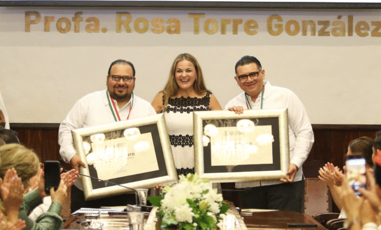 cabildo de mérida reconoce con la medalla héctor herrera “cholo” 2025 a “dzereco y nohoch”
