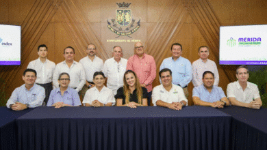 cecilia patrón se reúne con directiva de index yucatán