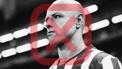 Chicharito Hernández es abucheado tras su regreso en derrota de Chivas