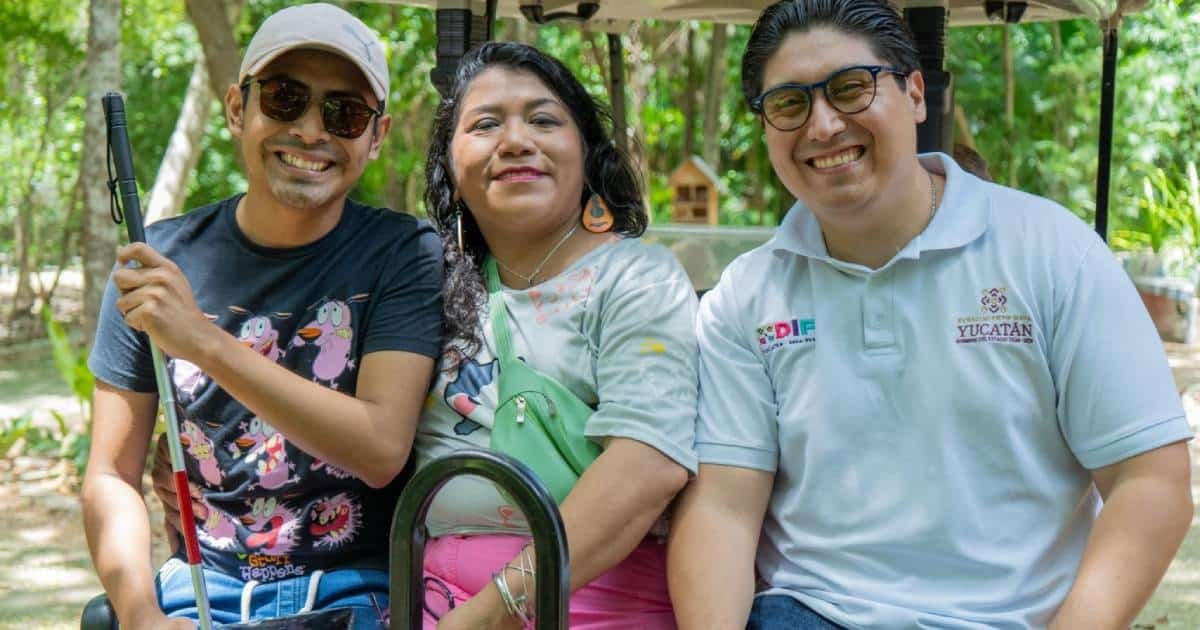 dif yucatán promueve experiencia sensorial en el jardín botánico para personas con discapacidad visual 2