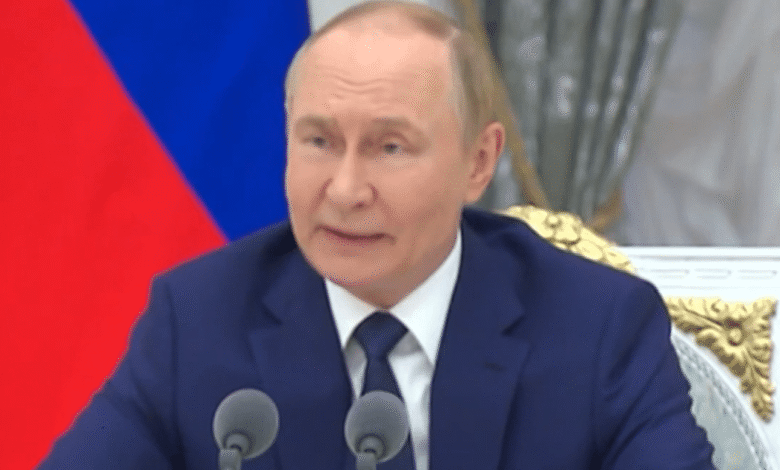 El presidente ruso Vladimir Putin destacó los “esfuerzos enérgicos” de Washington para frenar la guerra en Ucrania y sugirió que la cumbre en Alaska con Donald Trump podría allanar el camino para un nuevo pacto de control de armas nucleares.