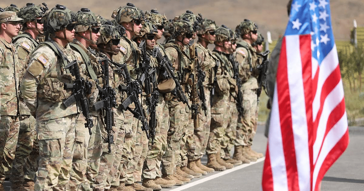 Donald Trump autoriza al ejército estadounidense a combatir directamente a cárteles de droga extranjeros bajo una nueva directiva confidencial, marcando un giro hacia la militarización de la lucha contra el narcotráfico.